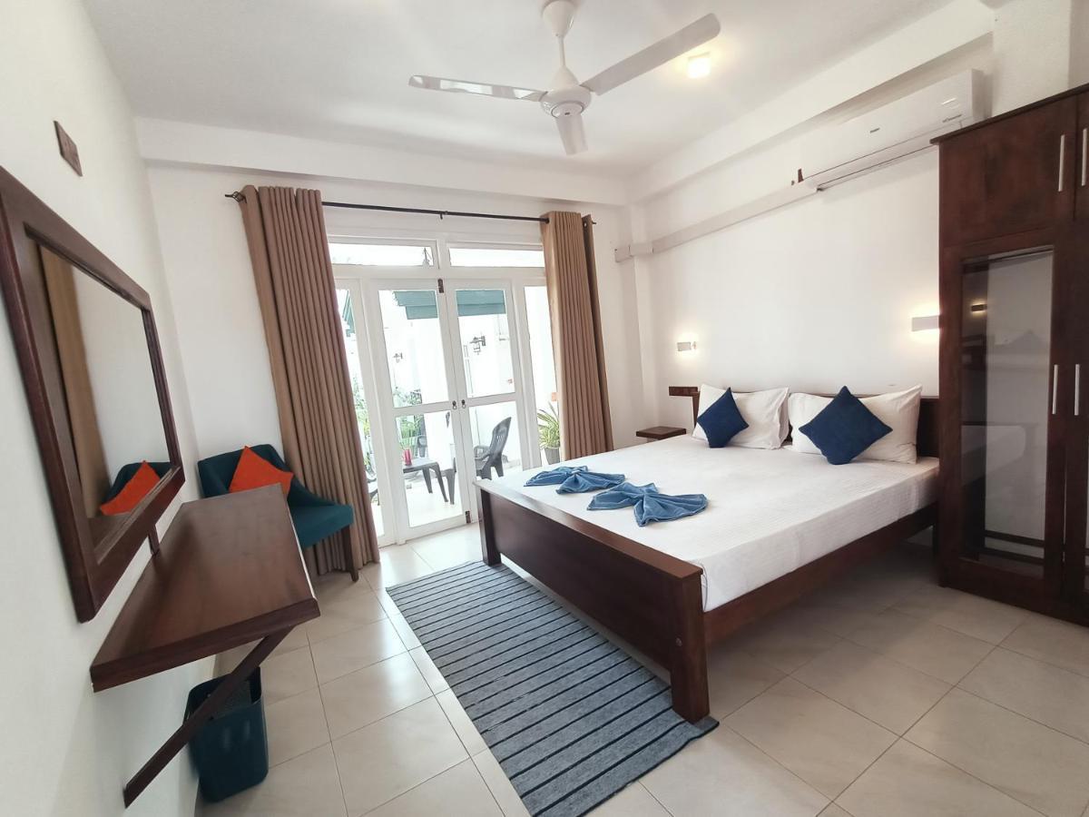 The Bamboo Tree Transit Hotel Katunayaka Extérieur photo